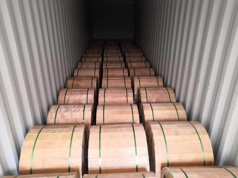 A Batch Of Outdoor Optical Cables Have Been Loaded Into Vehicles And Shipped ...